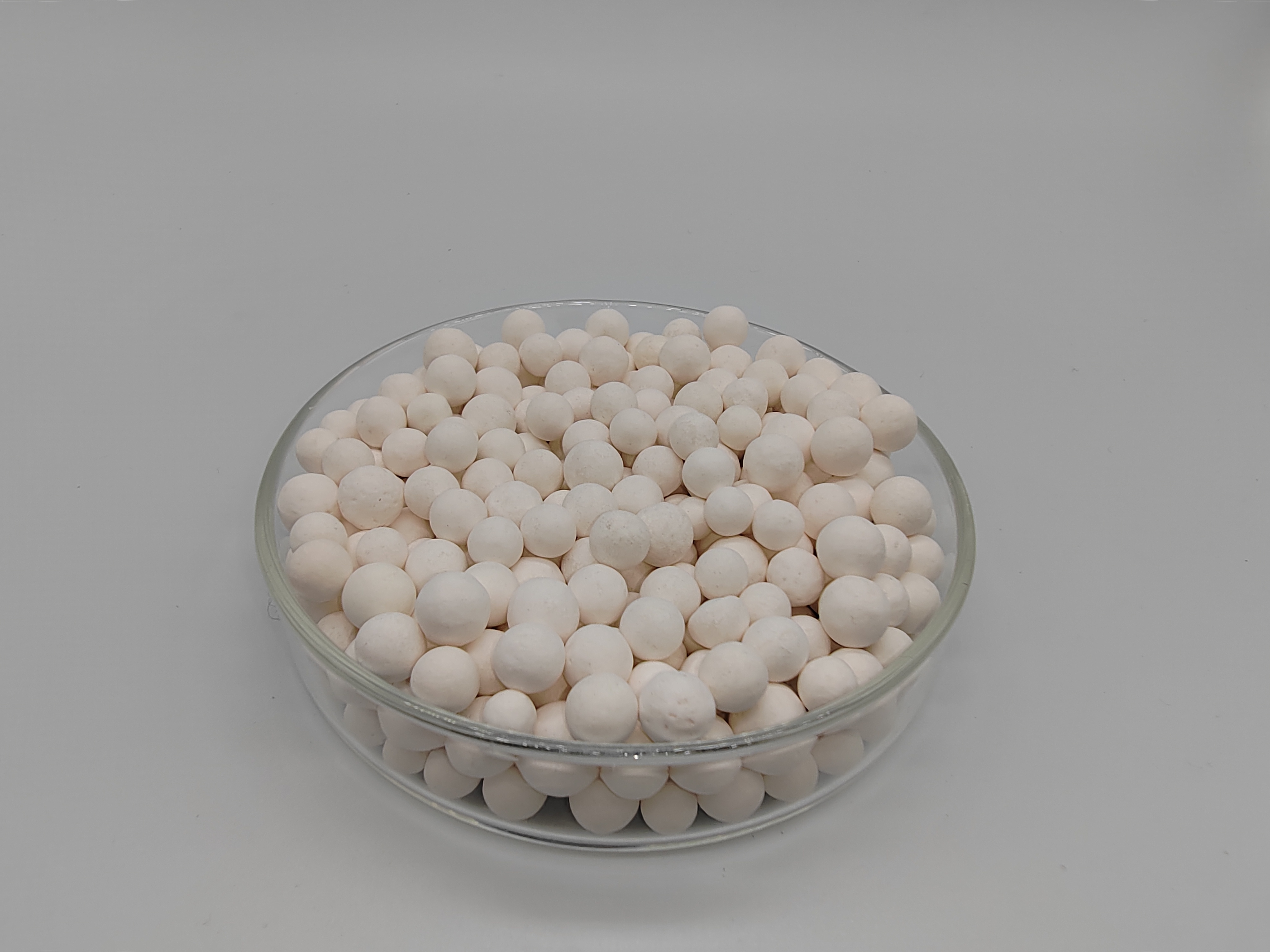 Haixu Abrasives 6mm,20mm Inert alumina ceramic ball as catalyst support media ceramic ball tumbling media