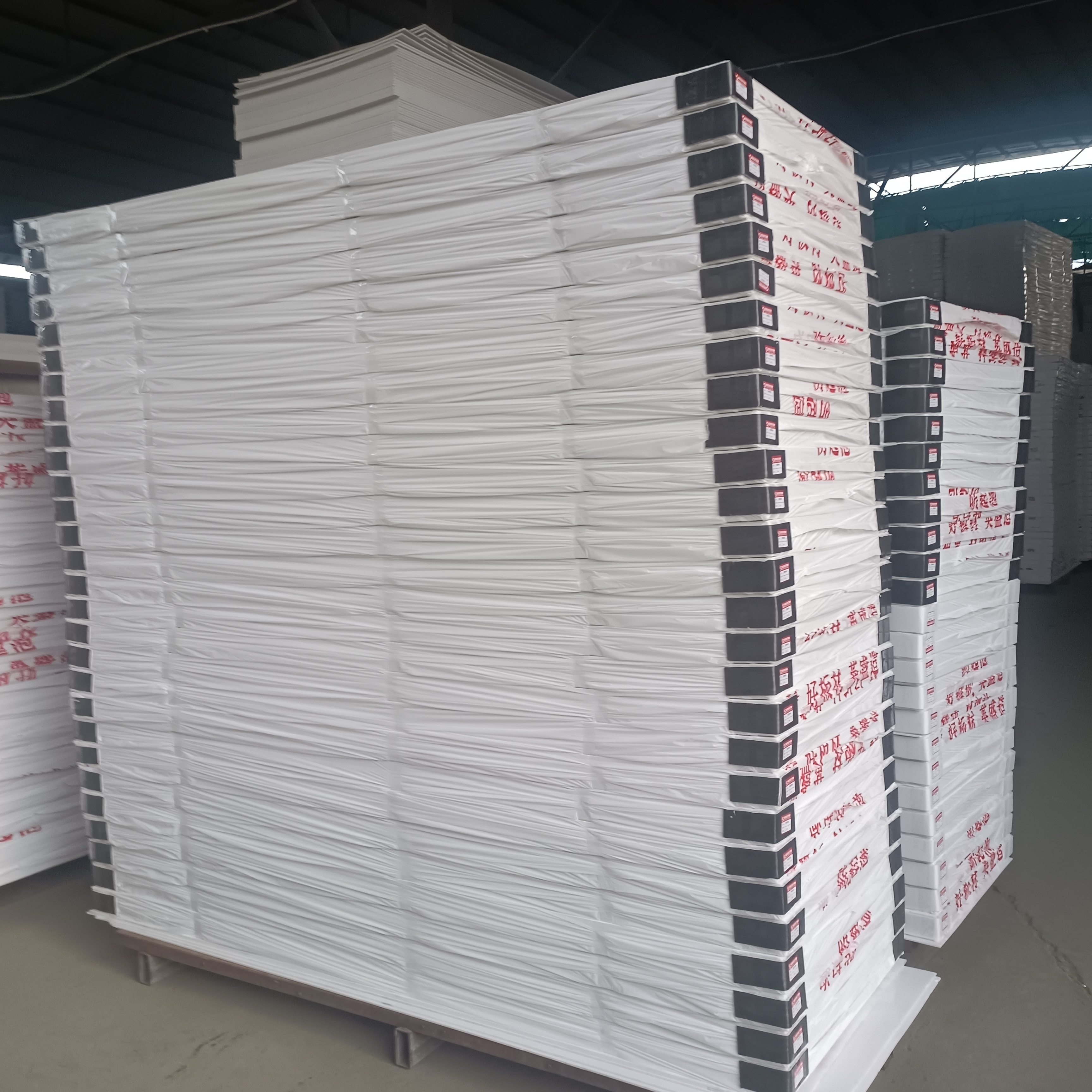 Wholesale eva foam sheet 4x8 pvc foam board price pvc foam sheet board 20mm thickness