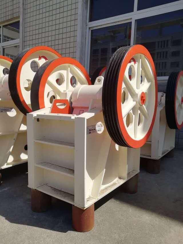 Hongxing Low Price Brick Jaw Crusher Construction Small Diesel Engine Jaw Crusher Life Long Provide High Leavel 1 T/h 125mm