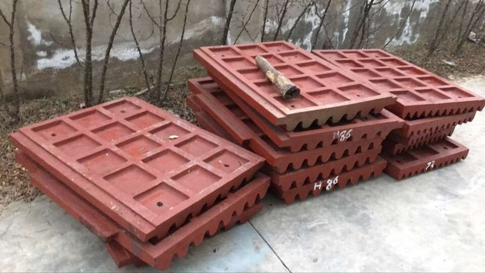 Jaw crusher spare parts jaw plates for henan hongxing