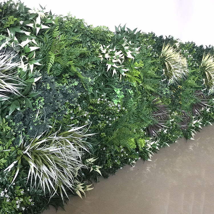 Wholesale Outdoor Anti Fire Retardant Faux Foliage Plant Backdrop Hedge Green Grass Wall Artificial Vertical Garden