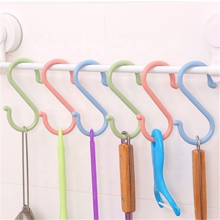 Multi-purpose S Shaped Hooks Mini Clothes Hanger Kitchenware Bathroom Supplies Organizers Rubber S Hook