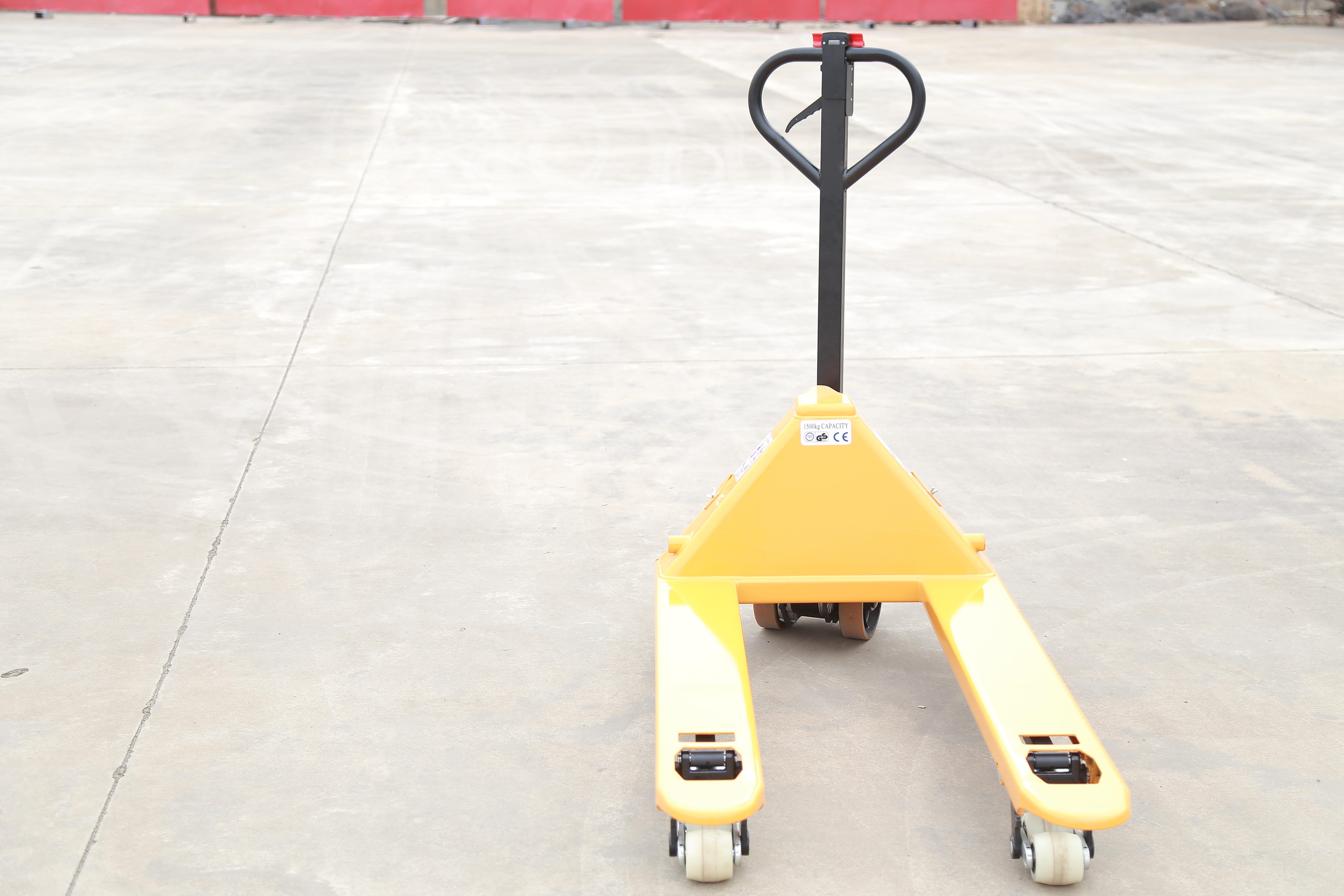 High cost effective 1.6 ton electric pallet truck semi electric with pu drive wheels