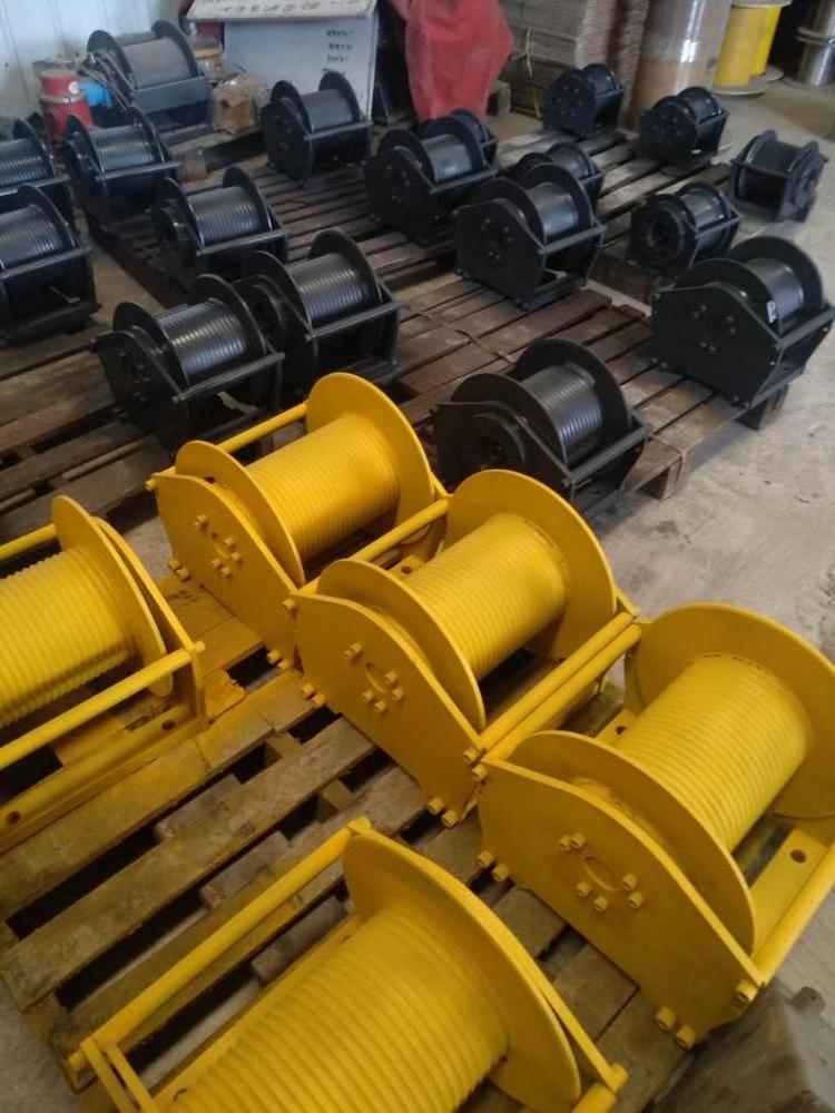 1T/2T/3T/4T/5T/8T/10T/15T/20T/25T/30T/35T/40T/45T/50T Hydraulic winch portable used lift trawl warn brake pulling ship for sale