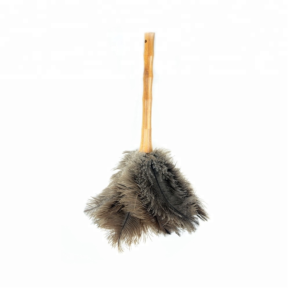 wholesale wooden handle luxury mini chinese ostrich feather duster pink fluffy with wooden handle feather duster cleaning