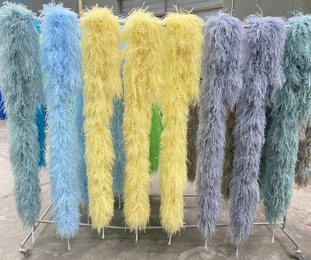 1ply Factory Direct Sales Hot Selling Trade Assurance Quality Assurance Cheap Fluffy High Quality Ostrich Feather Boa