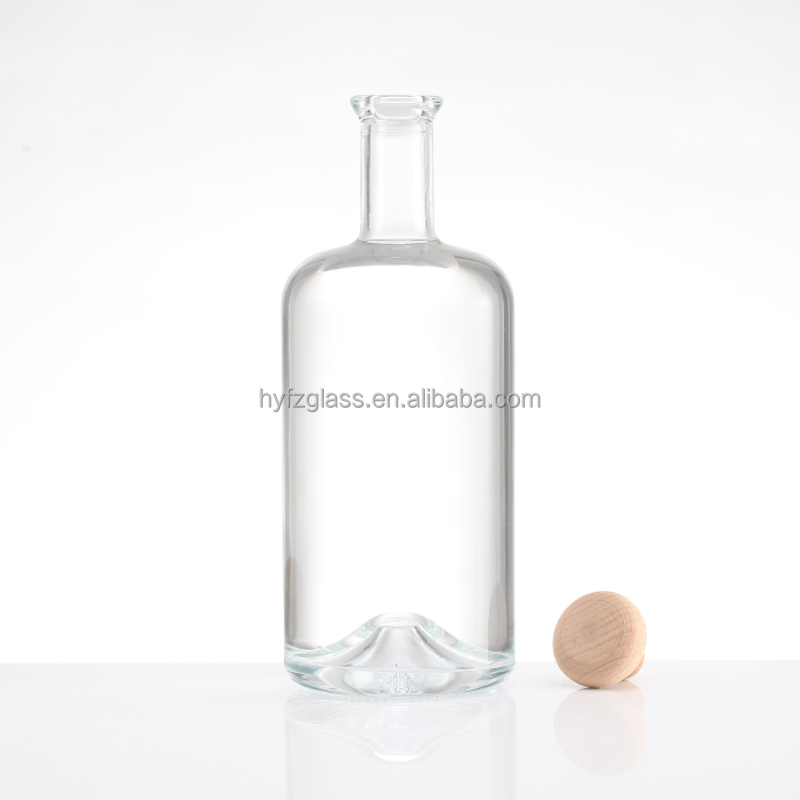 Ruisheng Hot Sale Clear Round 750ml Whiskey Liquor Bottle Vodka Glass Bottle With Cork