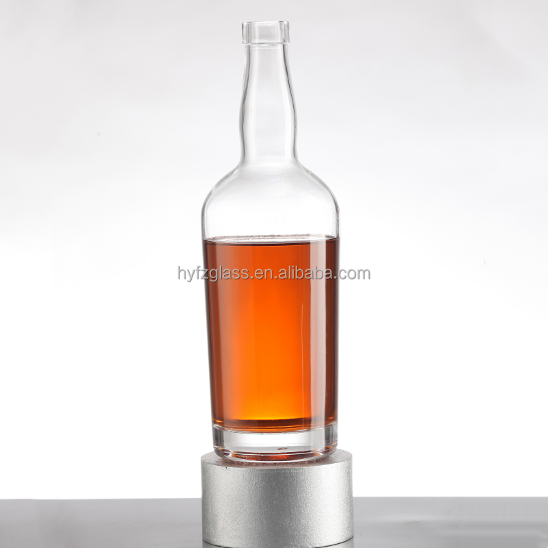 Ruisheng Hot Sale Super Flint Clear Empty Glass Beverage Bottle Tequila Brandy Rum Glass Bottles With Lid