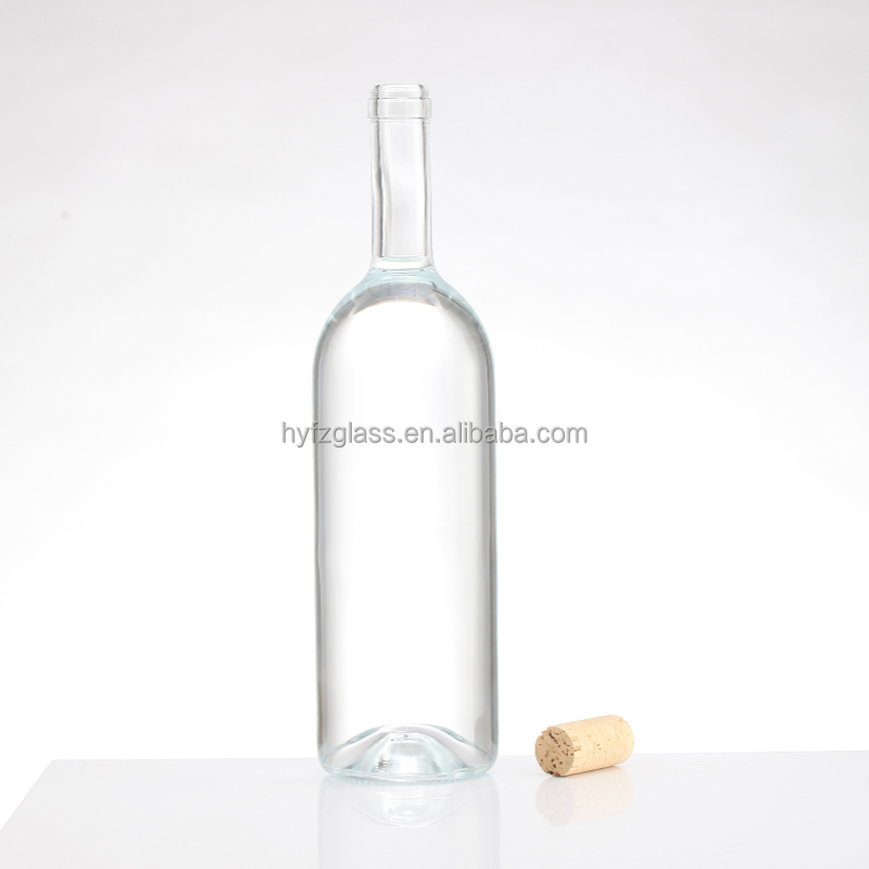 Ruisheng Hot Sale Clear Round 750ml Whiskey Liquor Bottle Vodka Glass Bottle With Cork