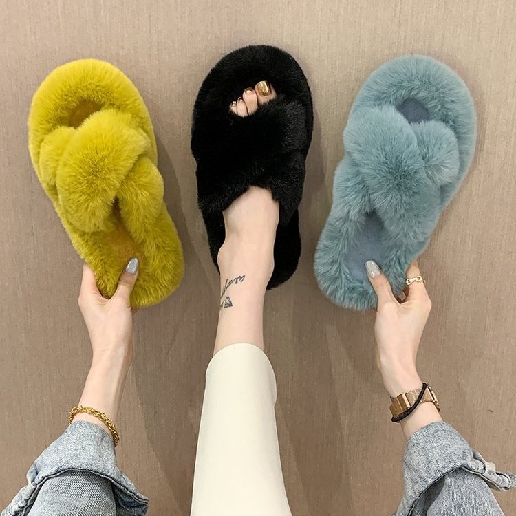 Women Cozy House Soft Customized Slippers Winter Big Fuzzy Bedroom Fluffy Faux Fur Slippers Ladies Women