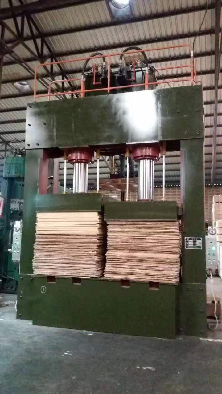 500T top type plywood cold press wooden machine for plywood production Line