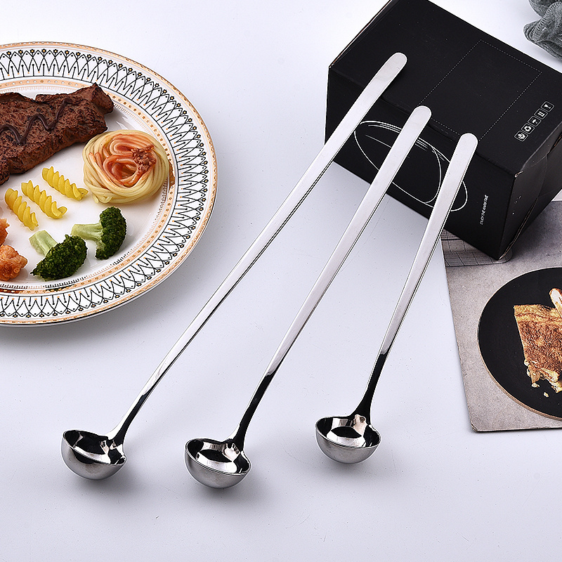 wholesale SUS 304 Stainless steel long handle oil ladle scoop round stainless steel silver spoon