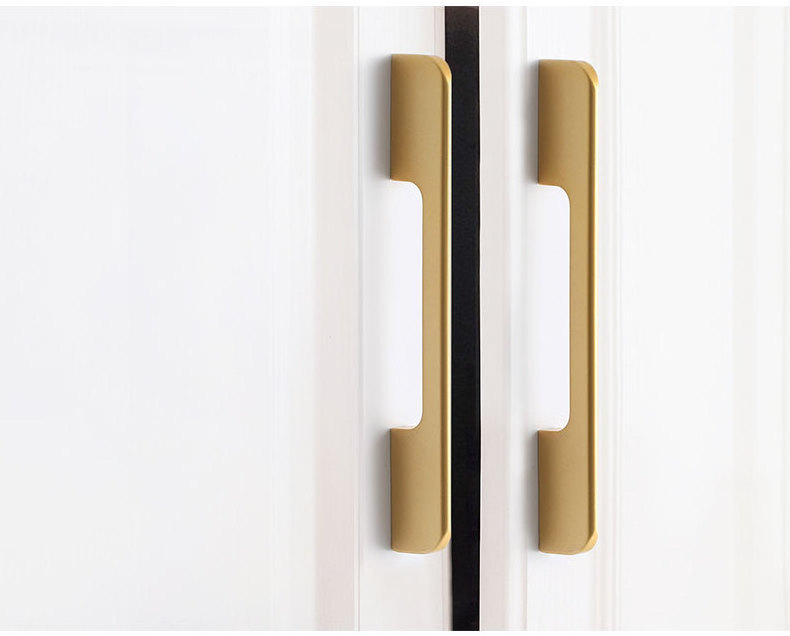 Direct modern simple aluminum alloy door handle American Shoe cabinet closet cabinet extended door handle