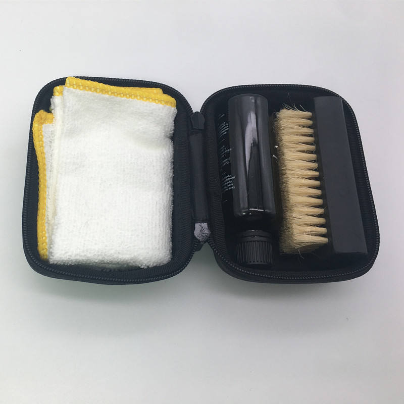 Custom  Dustproof Daily Storage Case Portable Horse Shoes  Brush Grooming Kit Hard EVA Travel  Case