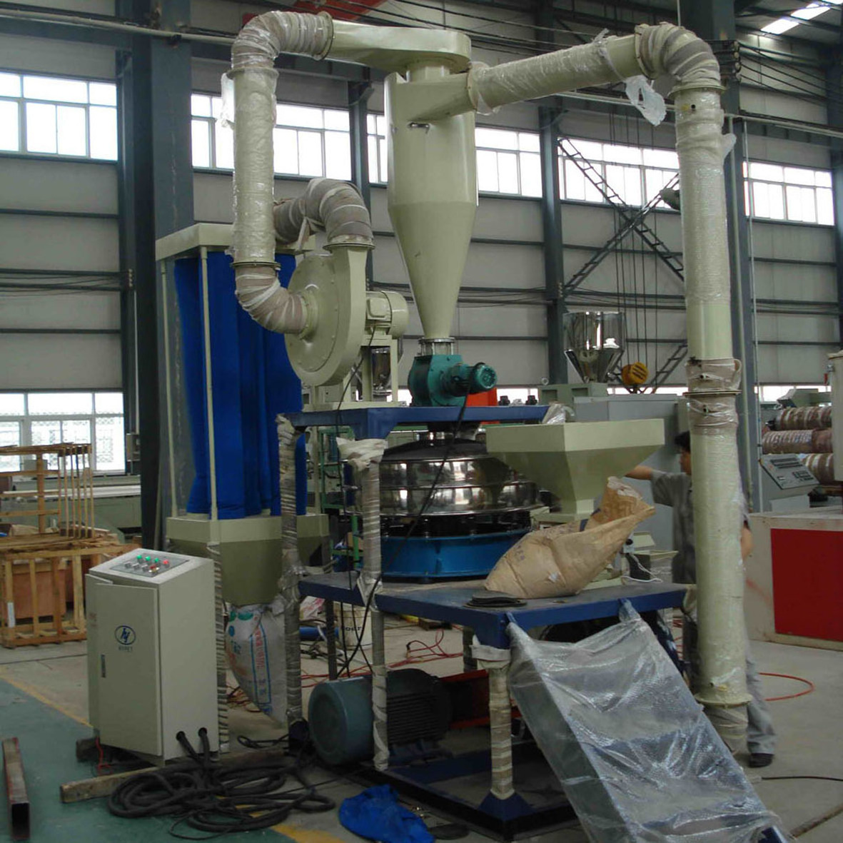 SMF500/600/800 series high-speed PVC pulverizer plastic mill machine/ Grinder pulverizer for recycled PVC waste material