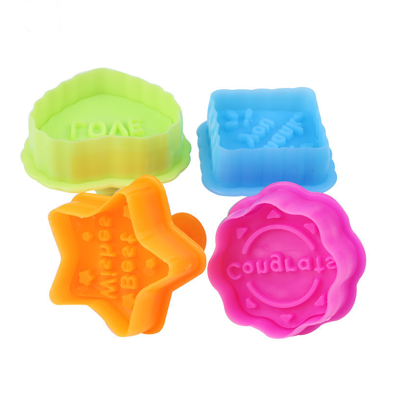 Plastic 4pcs Cookie Plunger Cutter Set Biscuit Fondant Embossing Molds Baking Pie Crust Cutters