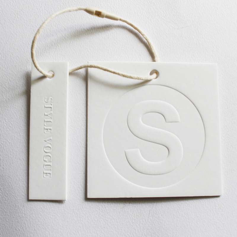 Luxury Custom Logo Embossed Clothing Hangtag Wholesale High End Thick Paper Garment Hang Tag White Square Swing Tags