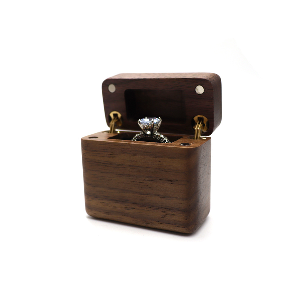 Double Brass Hinge Magnetic Suction Lighter Ring Box Black Walnut Diamond Ring Jewelry Storage Box Small Earrings Packaging