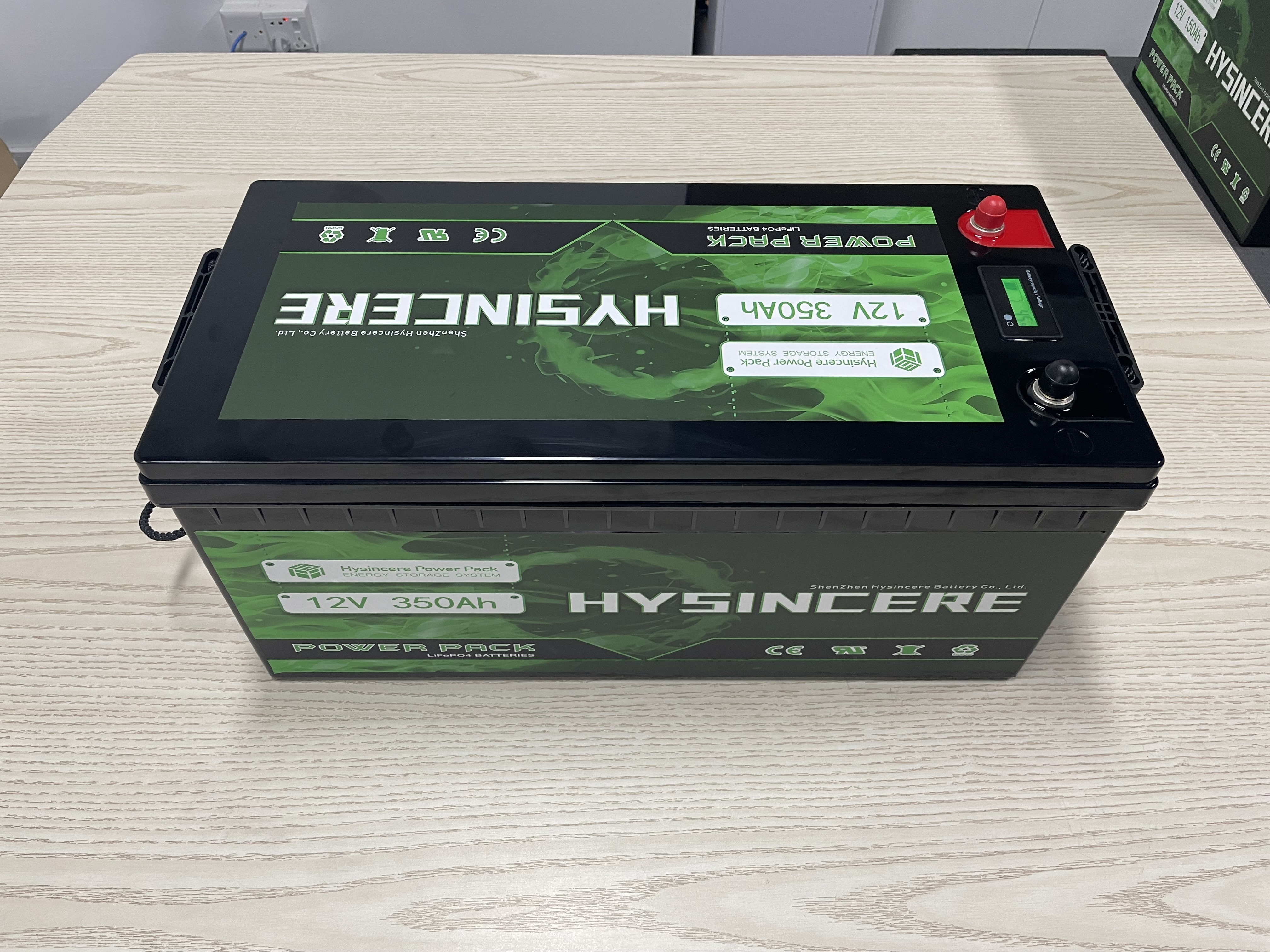 Wholesale Rechargeable Solar Panel Battery Storage Solar RV Marine 12V 100Ah 200Ah 300Ah LiFePO4 Lithium Ion Battery