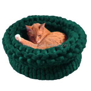 Factory price Fashionable soft Ky1522 crochet dog house Merino Chunky handmade Knit Pet caves Giant Knitting wool Pet Cat beds