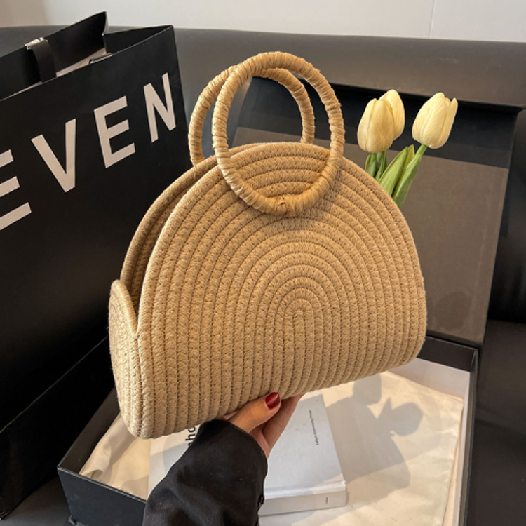 F-2445 new fashion seaside holiday beach moon shaped bag large capacity hand-woven 2024 handbag for women straw bucket bag