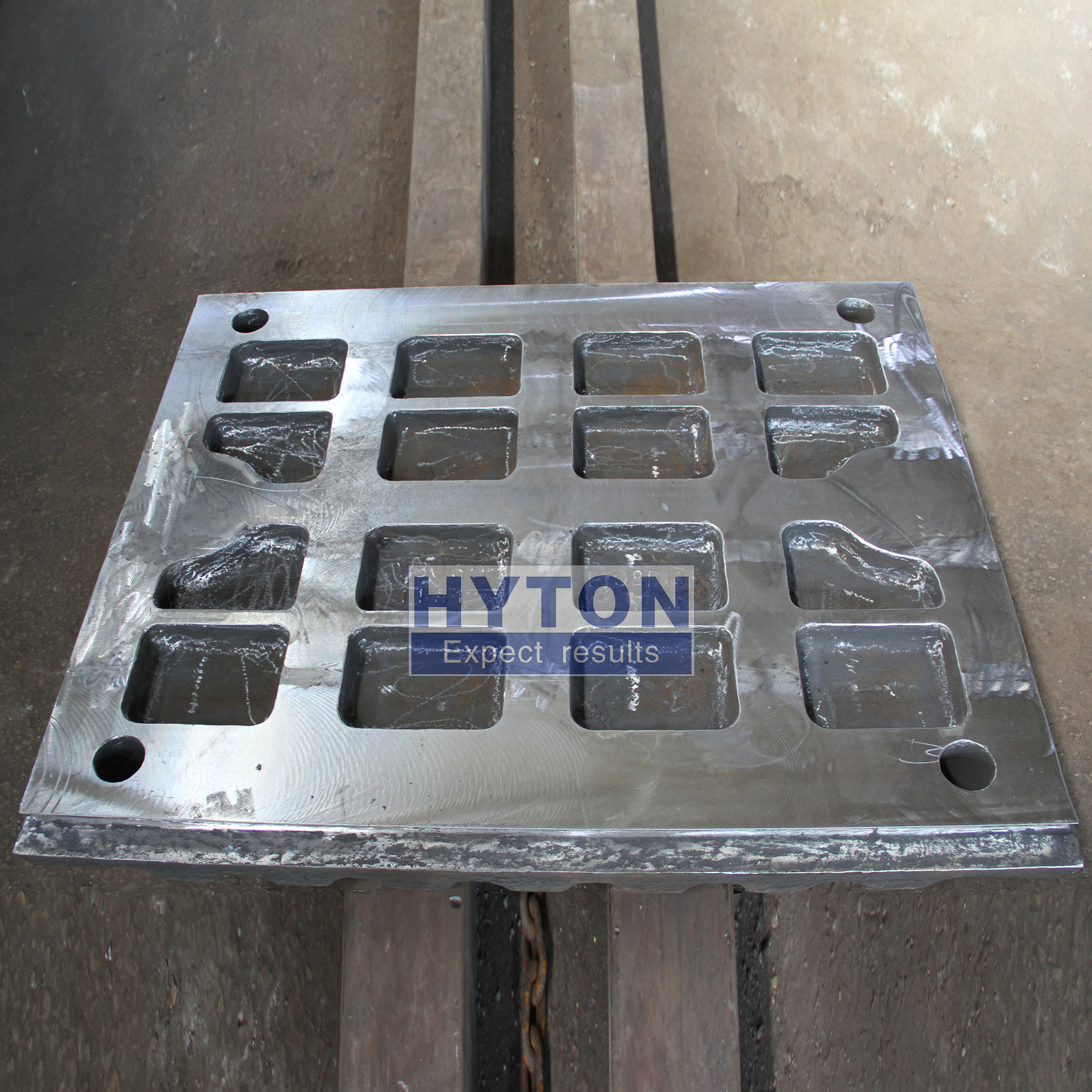 Manganese Tooth Plate  Apply to C100 C110 Jaw Crusher Jaw Plate Wear Liner