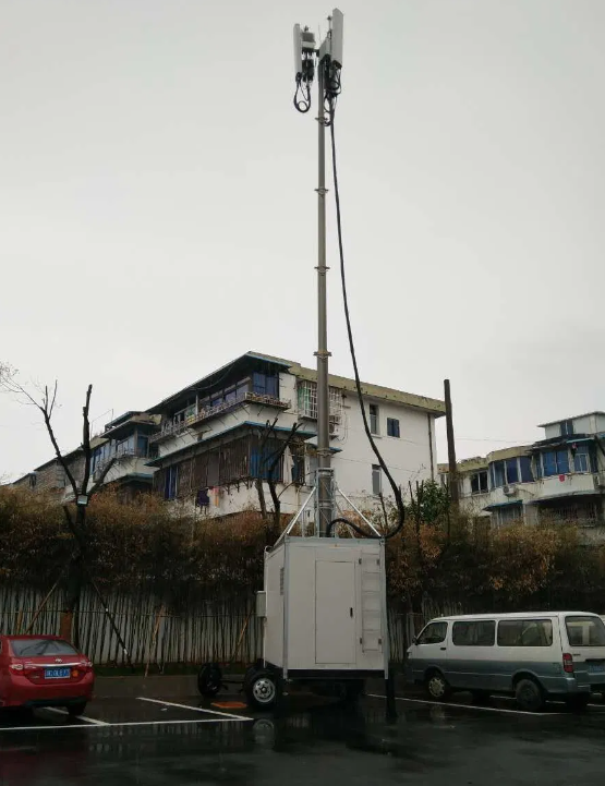 Cow Cell on Wheel Light Trailer