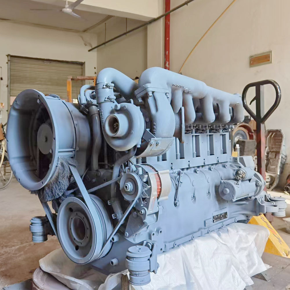 Original new Air-cooled 6-cylinder turbo charged engine BF6L914 Diesel Engine BF6L914 155 hp at 2300 rpm for Deutz Machine