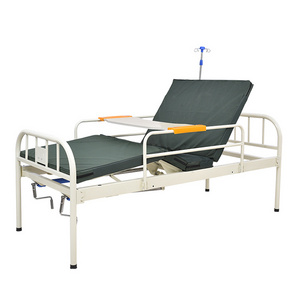 Factory Good Price Mobile 3 Cranks Manual Adjustable Medical Bed