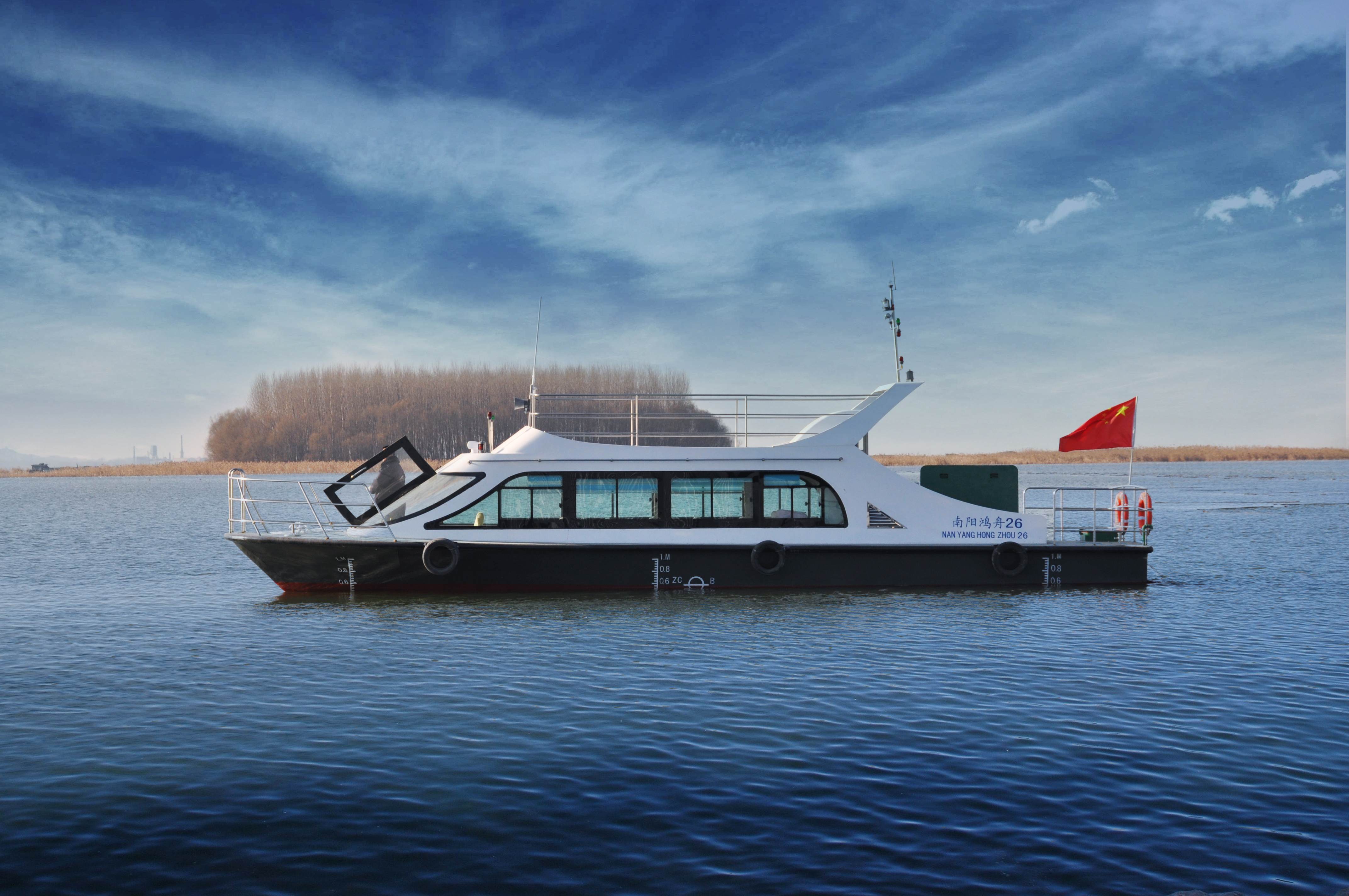 The 14.8-meter cruise ship can be used as a cargo ship or as a passenger ship