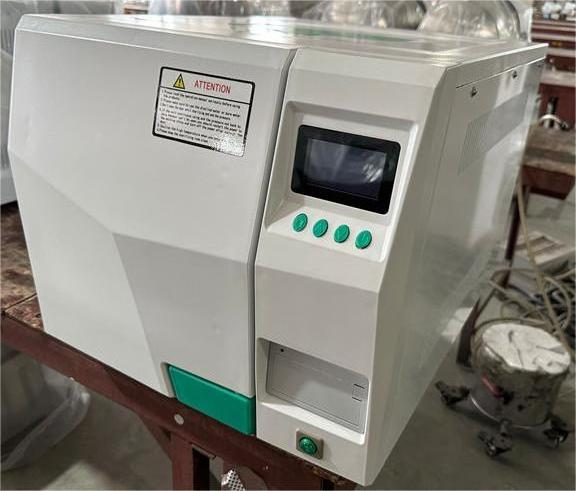 Commercial Used Vacuum Steam Sterilizer Autoclave With Stainless Steel Chamber