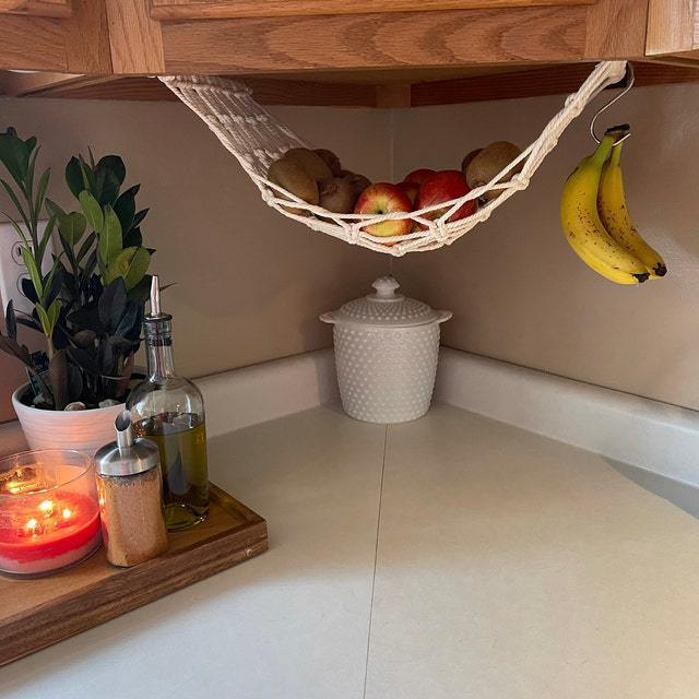 Y-W Kitchen Storage Macrame Cotton Fruit Banana Vegetable Hammock Under Cabinet Hanging Fruit Basket Holder