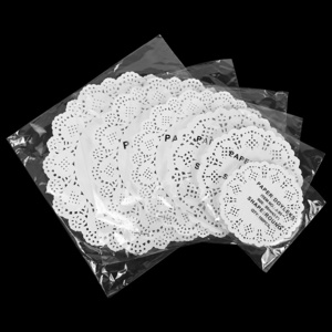 100Pcs White Round Lace Coaster Placemat Paper Lace Cake Mat Doilies Wedding Gift Packing For Birthday Christmas Table DIY Decor