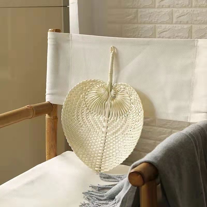 Viet Nam Bamboo Craft Weave Hand Fan Heart/ Handwoven Personalized Palm Hand Fans Rattan Raffia Fan