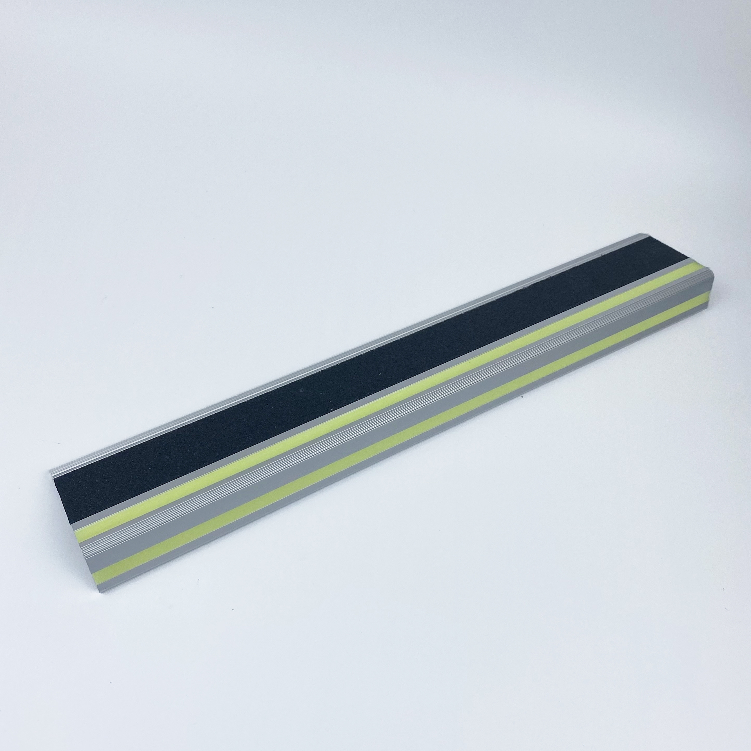 Luminous Anti Slip Aluminium Stair Nosing Step Edge Ramp Profile Glow in Dark for Walking Area Lighting