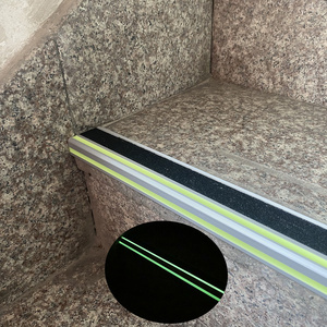 Luminous Anti Slip Aluminium Stair Nosing Step Edge Ramp Profile Glow in Dark for Walking Area Lighting