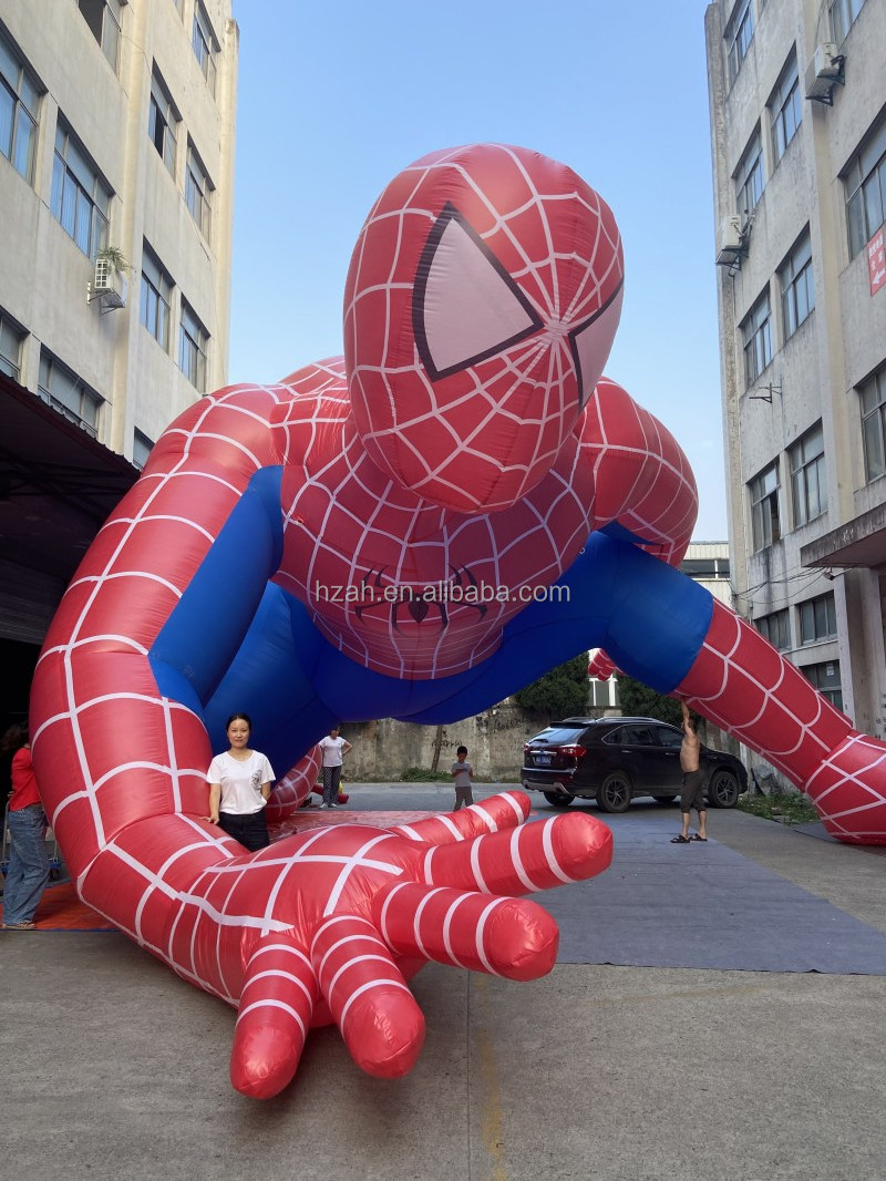 Giant Inflatable Spider-Man Inflatable Character Model for Event Decoration