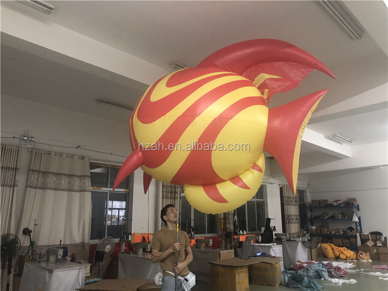 Wholesale price Inflatable Goldfish Balloon Parade Props Fish Costume