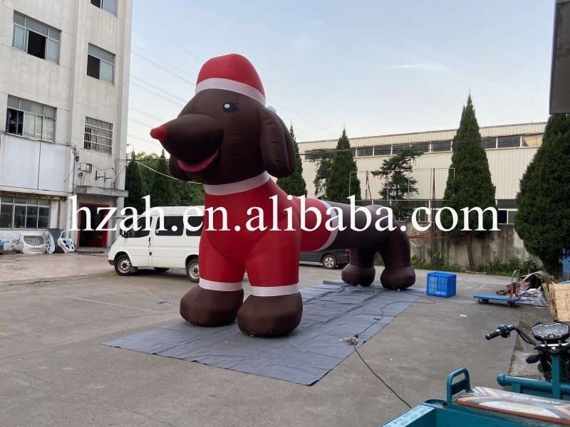 Christmas Sausage Dog Inflatable Dachshund for Christmas Decoration