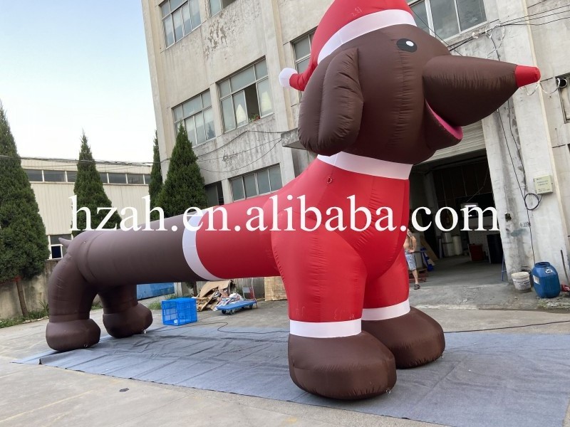 Christmas Sausage Dog Inflatable Dachshund for Christmas Decoration