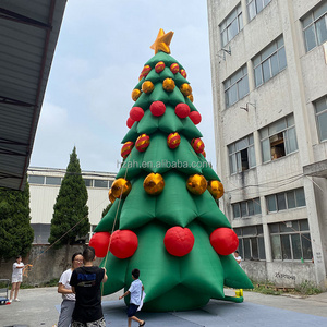 Outdoor Giant Inflatable Christmas Tree with Christmas Ornament Shinny Ball