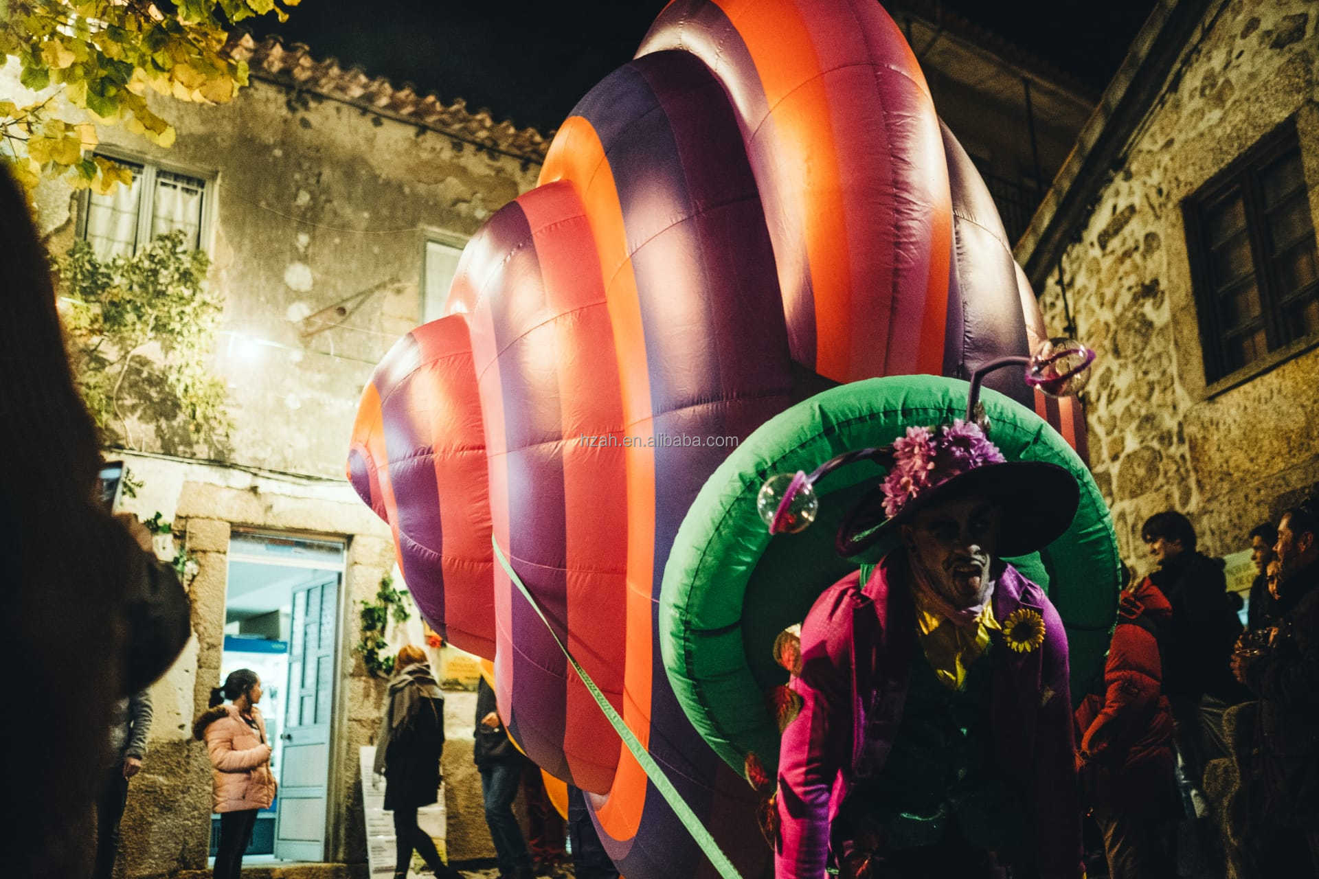 Giant Inflatable Snail Costume for Holiday Parade Event