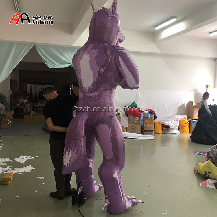 New Design Waterproof Vivid Inflatable Wolf Cartoon