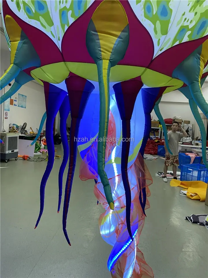 Aquatic themed inflatable hand raised jellyfish add lights balloons animals for ceiling decorations