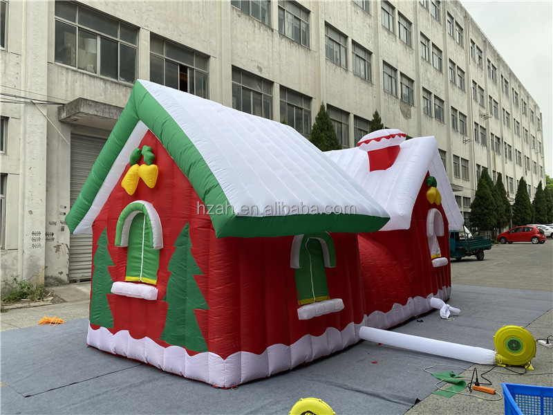 Inflatable Christmas Village House Santa Grotto Inflatable Christmas Tent for Holiday Event