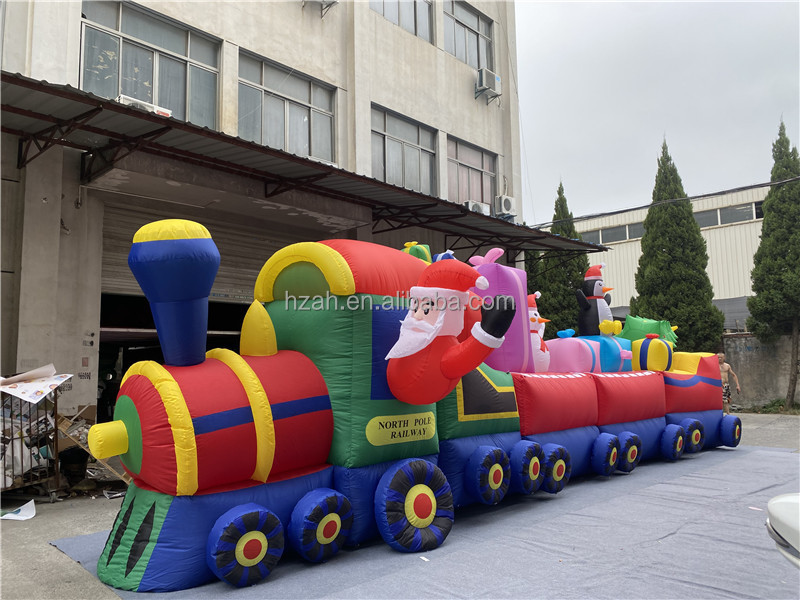 Xmas Decoration Outdoor Inflatable Santa in Train for Christmas Event Advertising