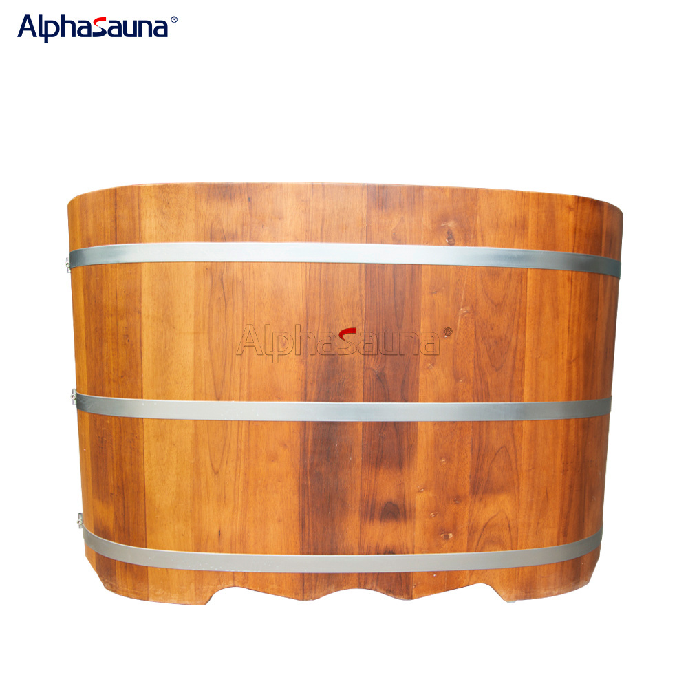 Freestanding Cheap Small  Heat Treated Wood Bathtub Barrel Shower Hot Tub Cedar Wooden Baby Bathtub For Sale