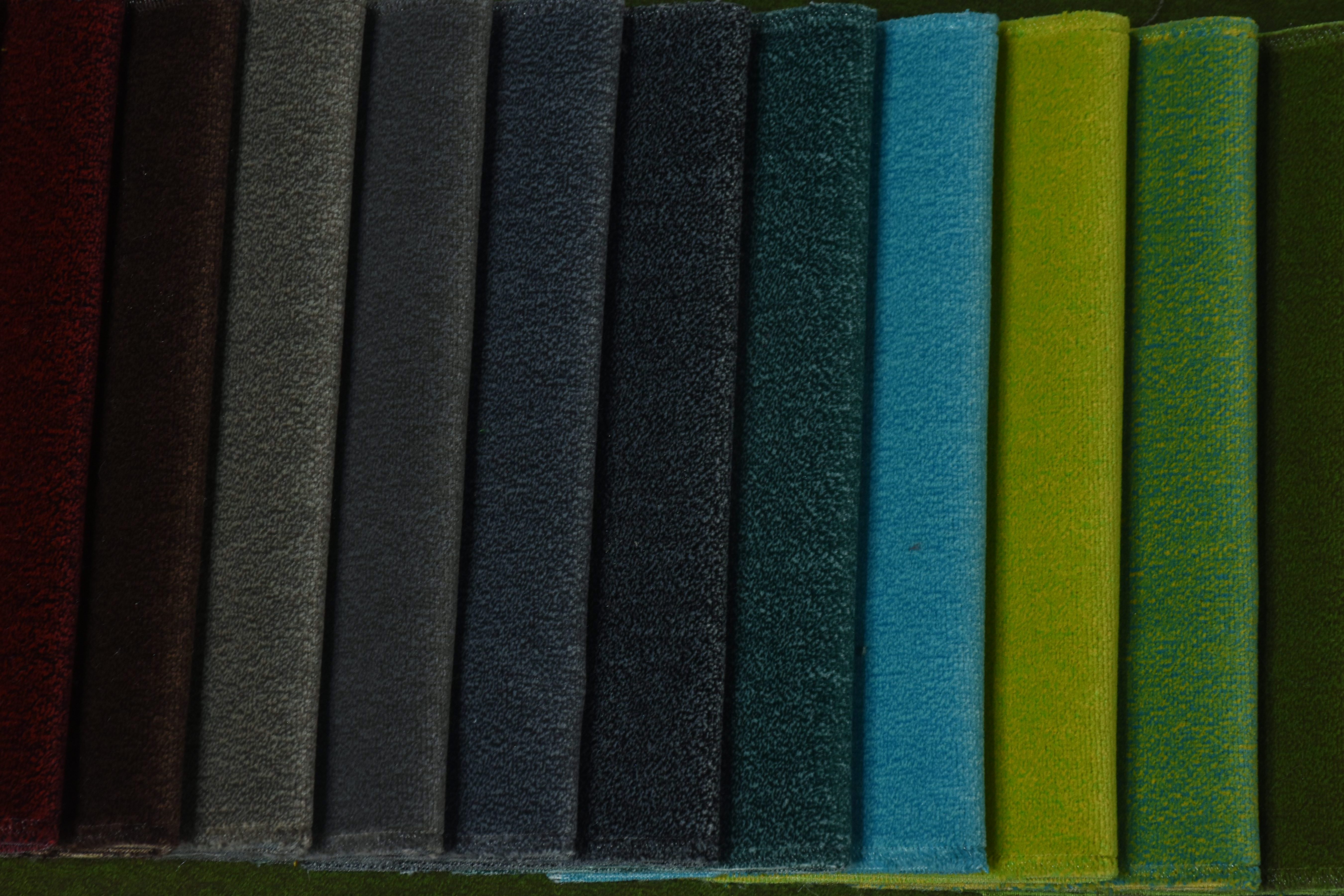 Affordable Luxurious Soft Texture Cut Velvet Fabric for Interior Decoration and Sofa Upholstery