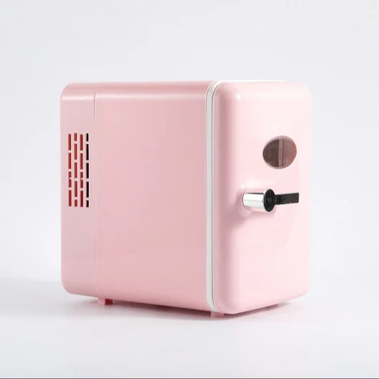 Wholesale Mini Single Door Hot And Cold Dual-Energy Household Car Fridge Portable Round Handle Mini Refrigerator