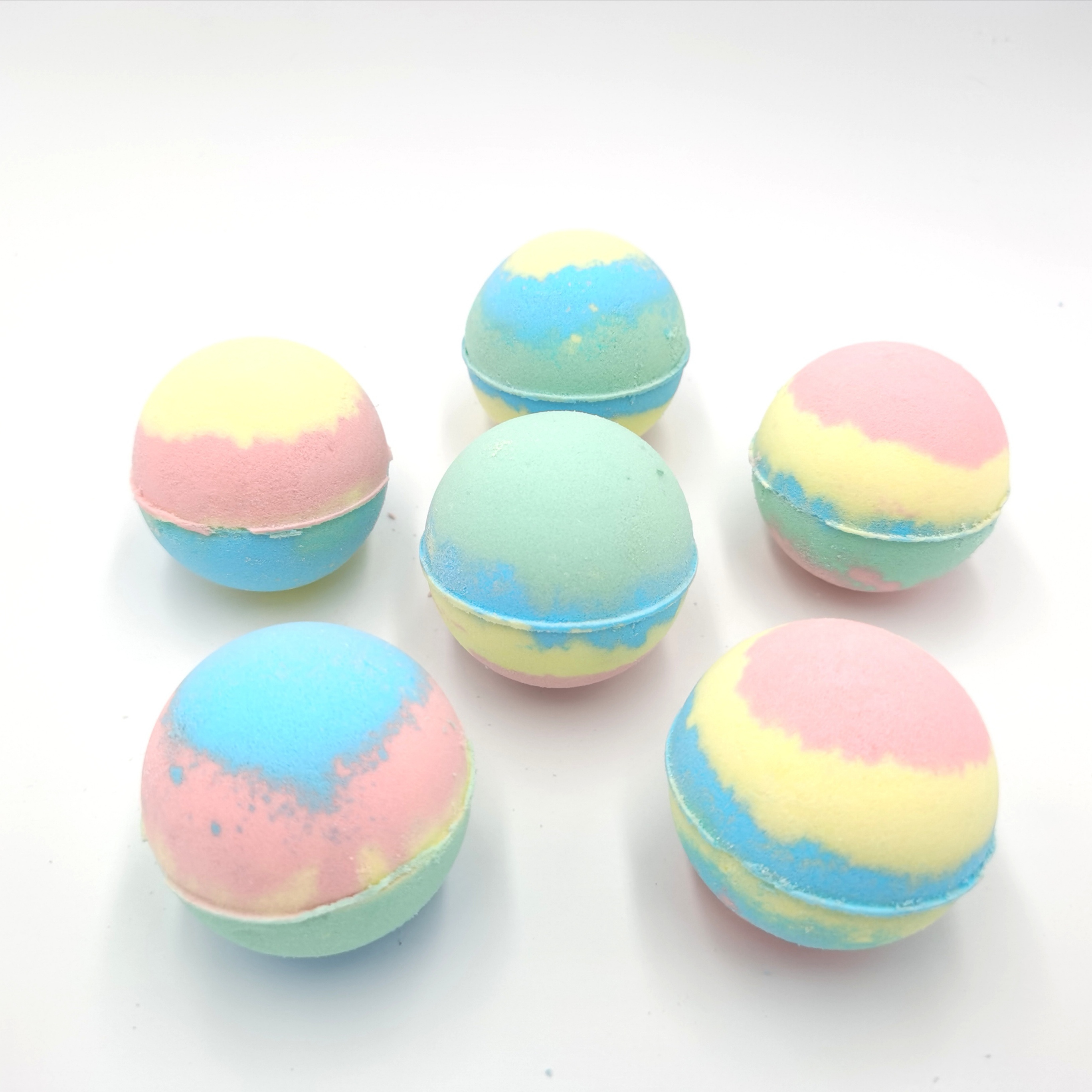 Hot Selling OEM Custom CBD Oil All natural Organic Bubble Foaming Colors Bathbomb for sale